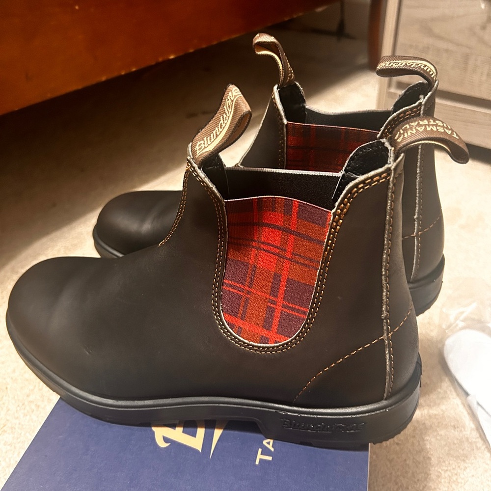Blundstone Dark Brown Boots with Red Plaid Lining
